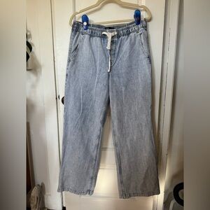 Gap High-Rise Wide Leg Pull On Jeans